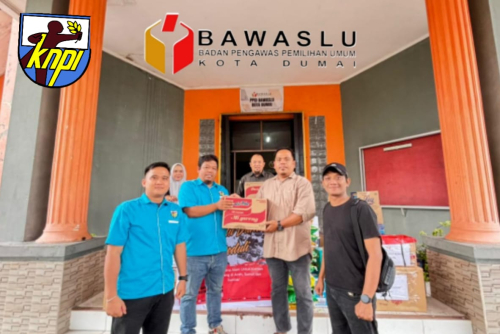 Ketua Bawaslu Dumai Salurkan Donasi Bencana, KNPI Jadi Jembatan Solidaritas Kemanusiaan
