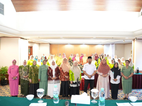 IKKD Kampar Gelar Seminar Pengembangan Kepribadian bagi Organisasi Wanita