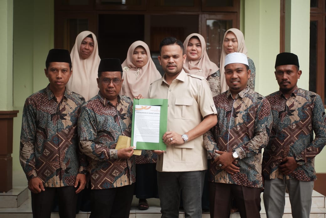 PT Green Palma Riau Jaya Salurkan Bantuan Rutin untuk MDA Desa Sawah: Komitmen Nyata Dukung Dunia Pendidikan
